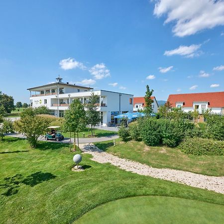Bachhof Resort Hotel Kirchroth エクステリア 写真