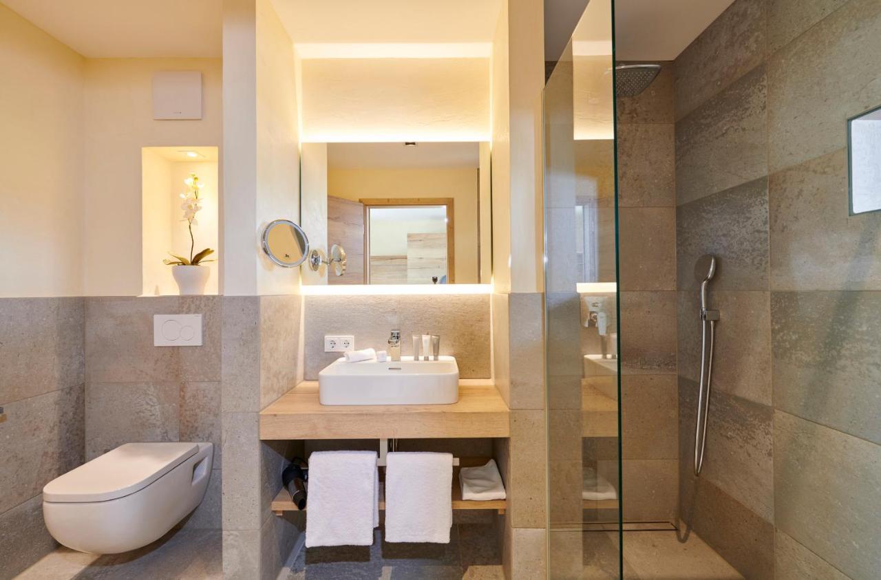 Bachhof Resort Hotel Kirchroth エクステリア 写真