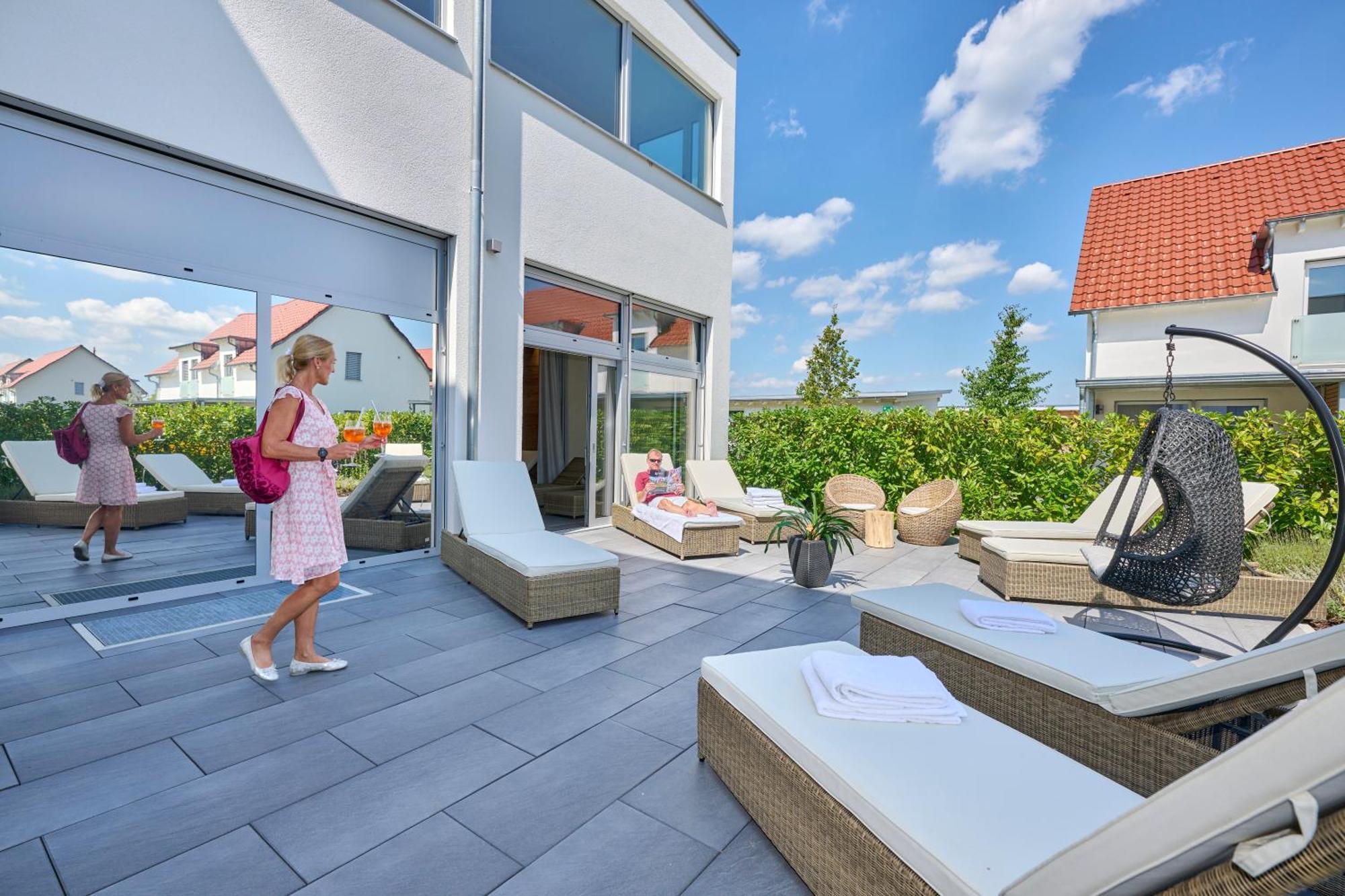 Bachhof Resort Hotel Kirchroth エクステリア 写真